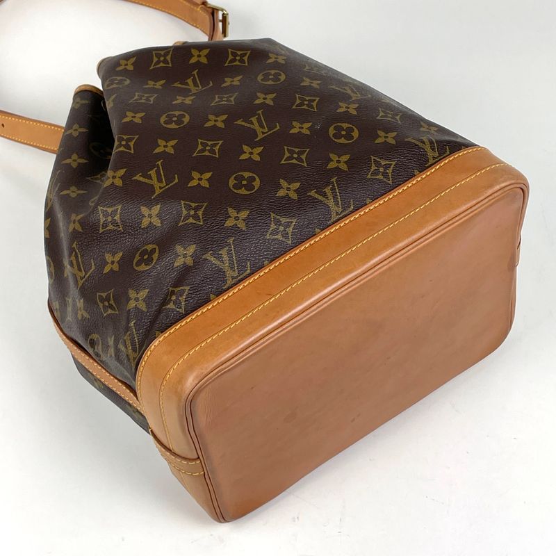 Louis Vuitton Noe One Shoulder Drawstring Shape Shoulder Bag Monogram Brown