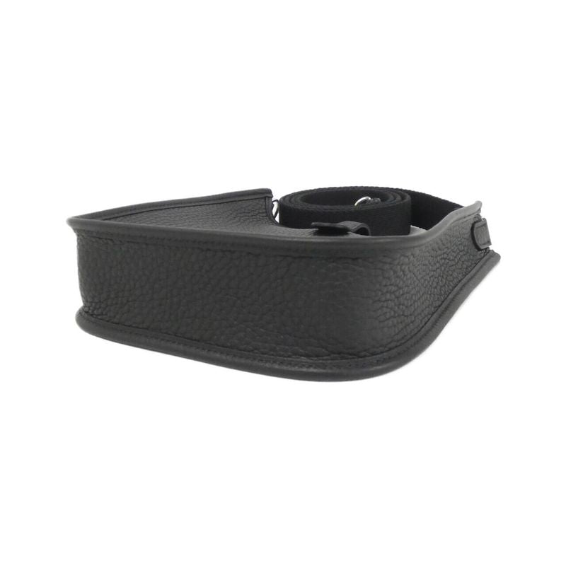 Hermes Evelyn Amazon 16cm (6.30in) 069426ck Shoulder Bag