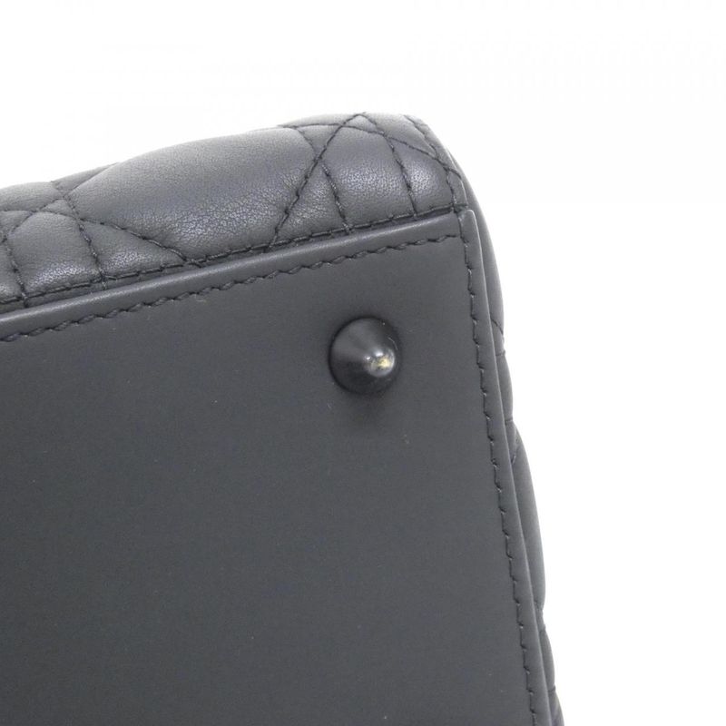 Christian Dior Lady Dior Medium M0565sloi Bag