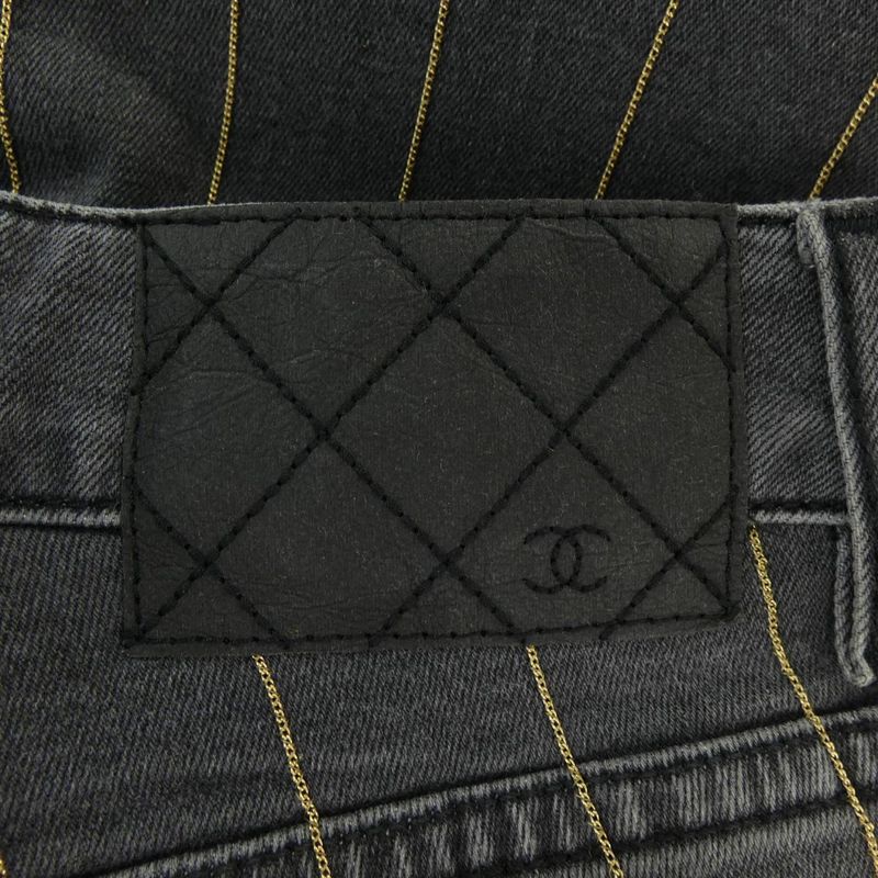 Chanel P63150v48896 Jeans