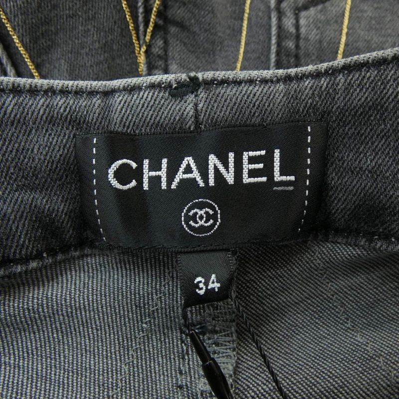 Chanel P63150v48896 Jeans