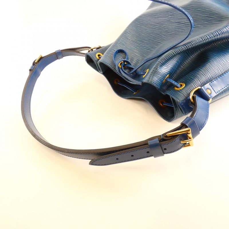 Louis Vuitton Epi Petit Noe M44105 Shoulder Bag