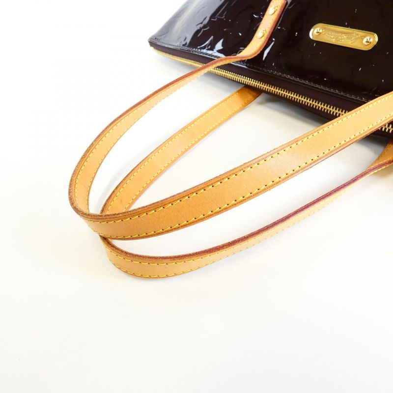 Louis Vuitton Vernis Bellevue GM M93589 Shoulder Bag