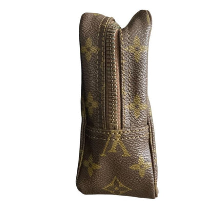 Good Louis Vuitton Monogram Trousse Toilette 23 Clutch Bag M47524 Brown Ladies