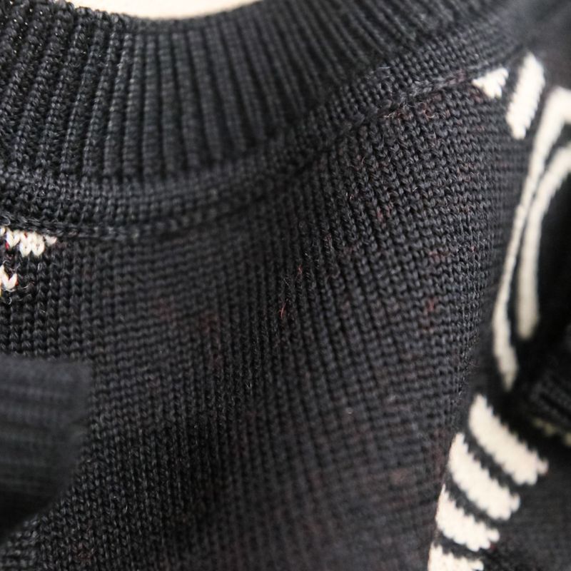 Good Gucci Interlocking GG Pattern Reversible Short Sleeve Knit Sweater 678310