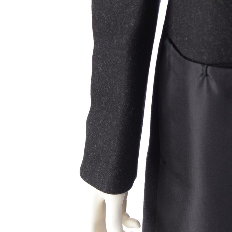 Prada Wool Silk Vintage Nylon Cut Replacement Magnet Button Stencil Collar Coat