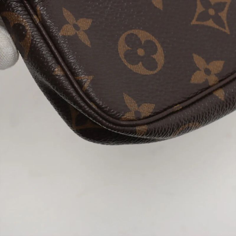 Louis Vuitton Monogram Vivienne Mini Pochette Accessoire M45905 Pouch Handbag