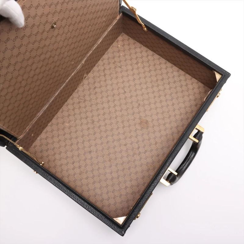 Gucci Old Leather Attache Case Hard Case Document Bag Business Travel Black A4