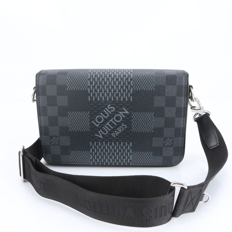 Louis Vuitton Damier Graphite 3D Studio Messenger Leather Shoulder Bag With