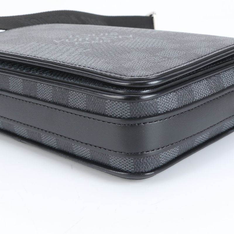 Louis Vuitton Damier Graphite 3D Studio Messenger Leather Shoulder Bag With