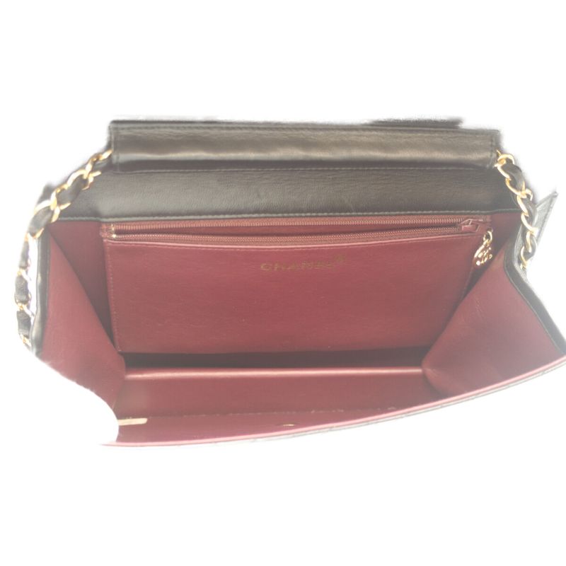 Chanel No 4 A03570 Black Ghardware Push Lock Matrasse 25 Single Flap Chain