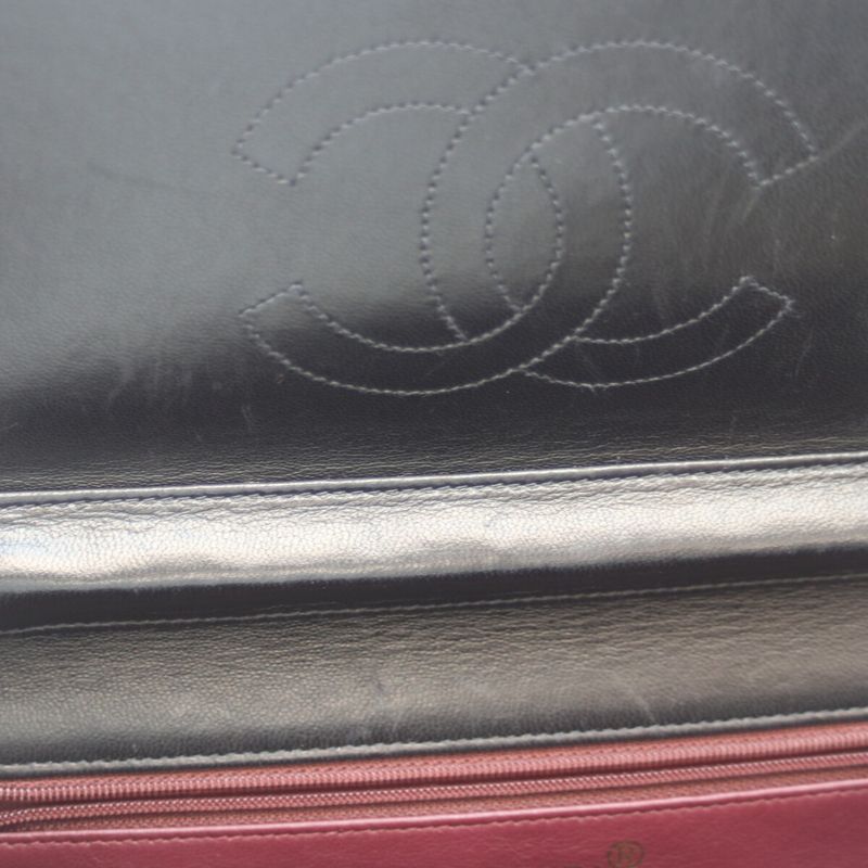 Chanel No 4 A03570 Black Ghardware Push Lock Matrasse 25 Single Flap Chain