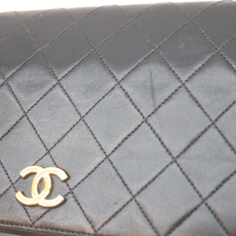 Chanel No 4 A03568 Black Lamb Single Full Flap Ghardware Push Lock Matrasse 23