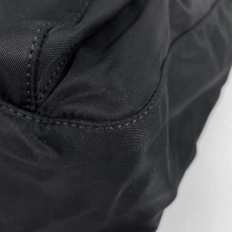 Prada Logo Plate Shoulder Bag Shoulder Crossbody Shoulder Bag Nylon Nero