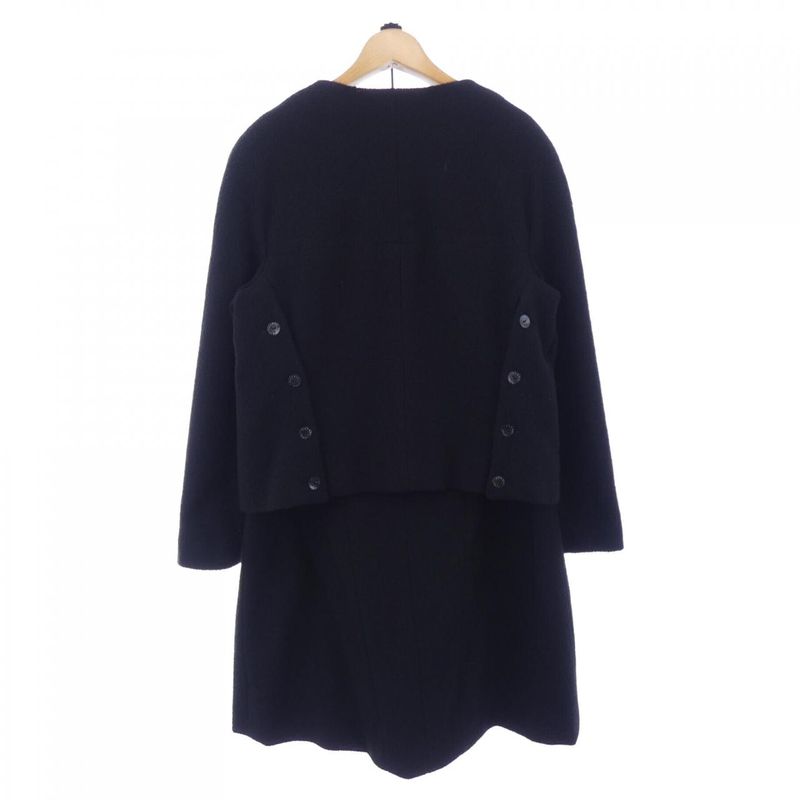 Chanel P20564v11746 03c Suit