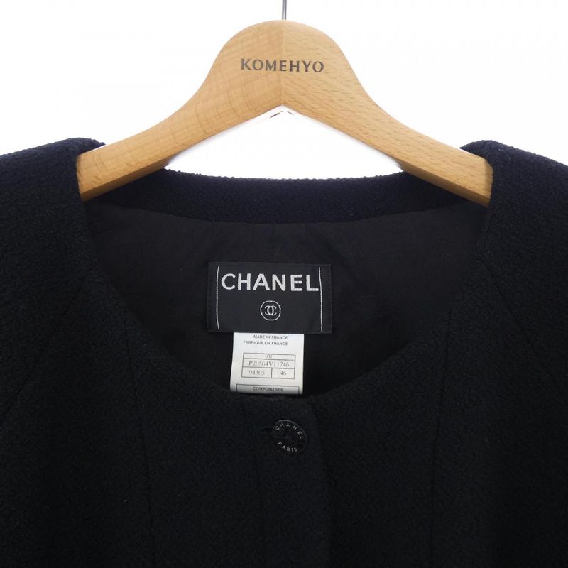 Chanel P20564v11746 03c Suit