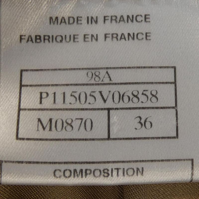 Chanel P11505v06858 98a Suit