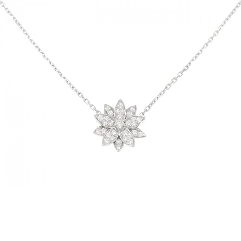 Van Cleef & Arpels Lotus Small Necklace