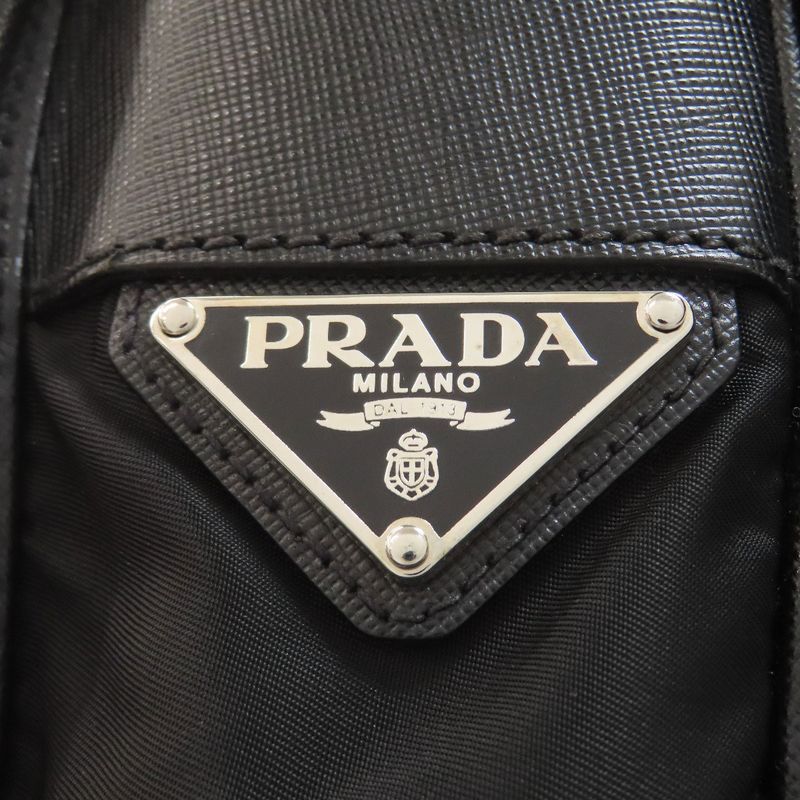 Prada V166 Messenger Bag Logo Hardware Shoulder Bag Nylon Women