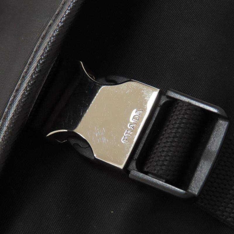 Prada V166 Messenger Bag Logo Hardware Shoulder Bag Nylon Women