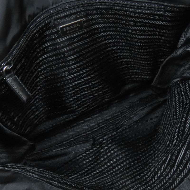 Prada V158 Messenger Bag Logo Hardware Shoulder Bag Nylon Women