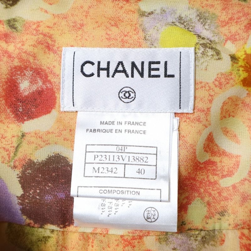 Chanel 04p Spring Collection Coco Mark All Over Flower Print Silk Pleated Mini