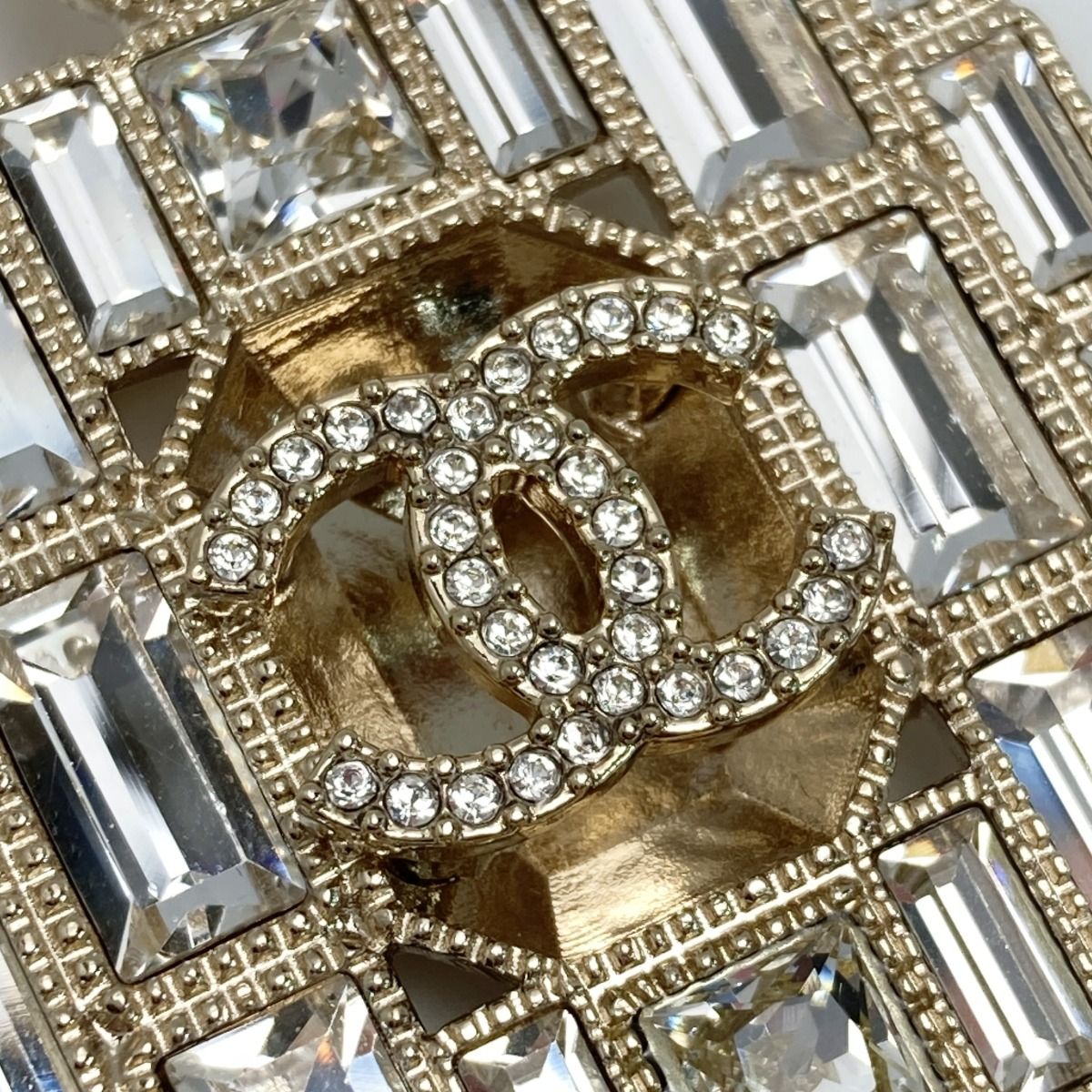 Chanel Cocomark Perfume Bottle Motif Brooch B24c Gold GP Rhinestone