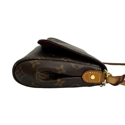 Louis Vuitton Favorite MM Leather 2-Way Chain Handbag Shoulder Bag Pochette