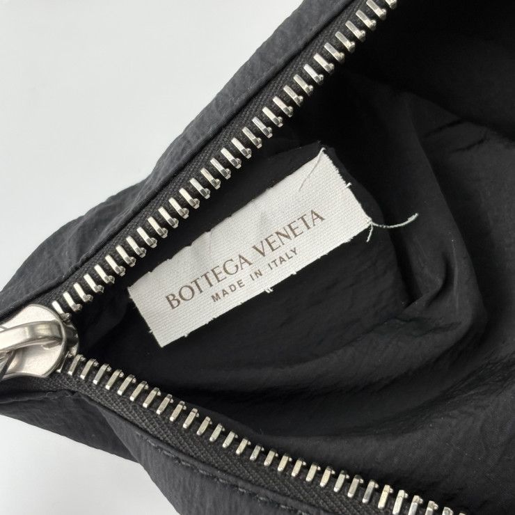 Bottega Veneta Waist Bag Maxi Intrecciato The Stretch Cassette Belt Bag 629067