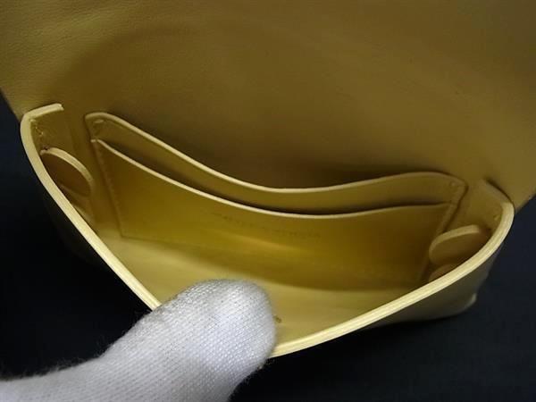 Bottega Veneta Coin Case Triangle 651446 Pastel Yellow Leather Unisex Turnlock