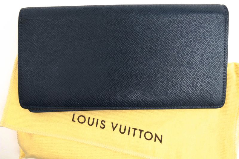 Louis Vuitton Long Wallet Men Leather Genuine Navy Portefeuille Brazza Portefeui