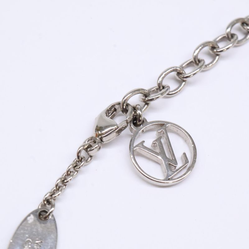 Louis Vuitton M63198 Escential V