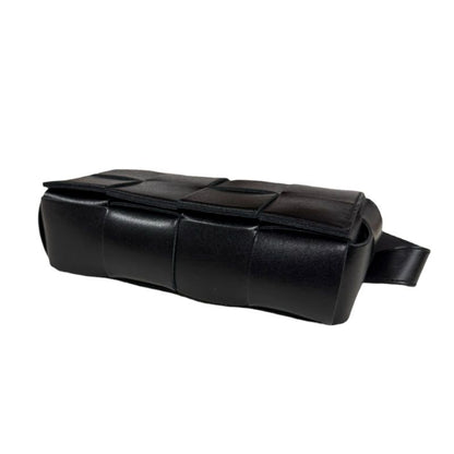 Bottega Veneta Cassette Belt Bag Mini Maxi Intrecciato Body Bag Leather Black