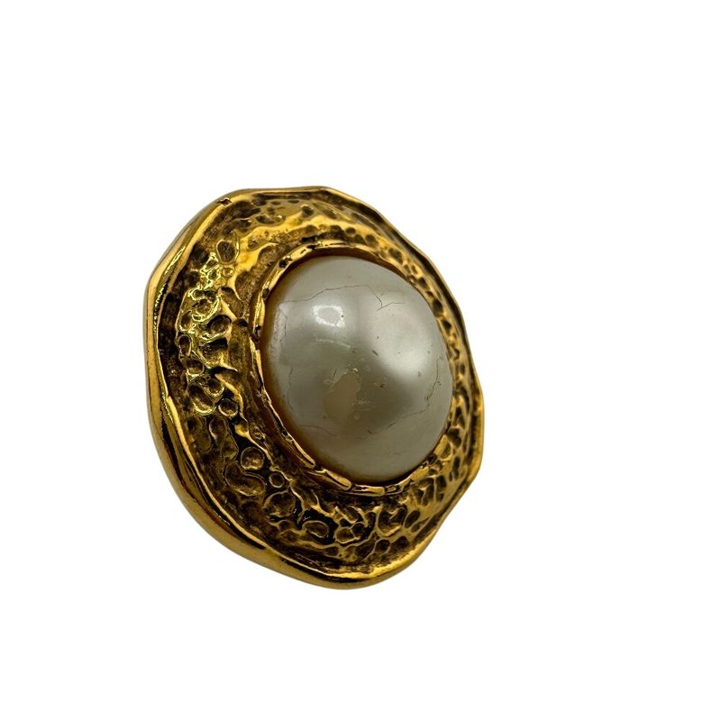 Chanel Binaural Earrings Gold Ladies