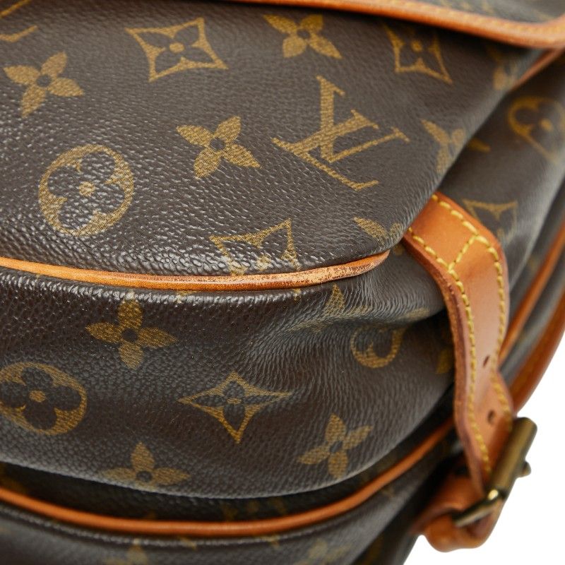 Louis Vuitton Monogram Saumur 30 Diagonal Shoulder Bag M42256 Brown PVC Leather