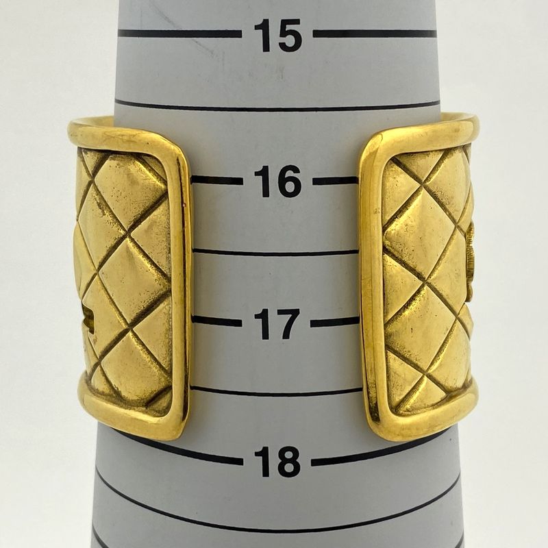 Chanel Logo Bangle Matelasse Bangle GP Gold Ladies