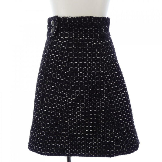 Chanel P75820v67489 Skirt
