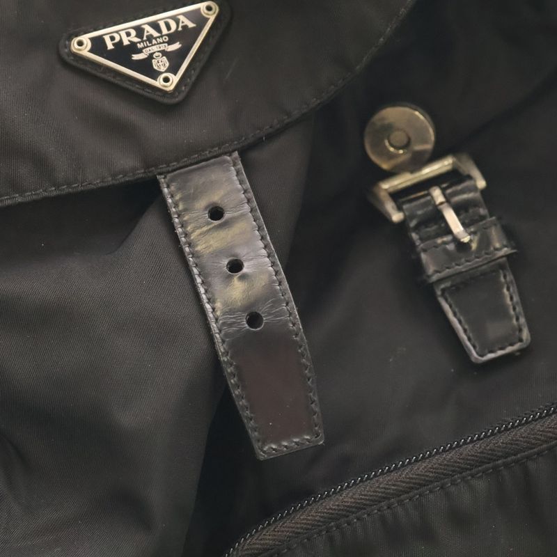 Prada Triangle Logo Triangle Plate Tessuto Nylon Backpack Sac Backpack Black