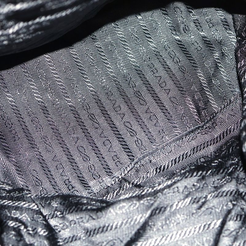 Prada Triangle Logo Triangle Plate Tessuto Nylon Backpack Sac Backpack Black