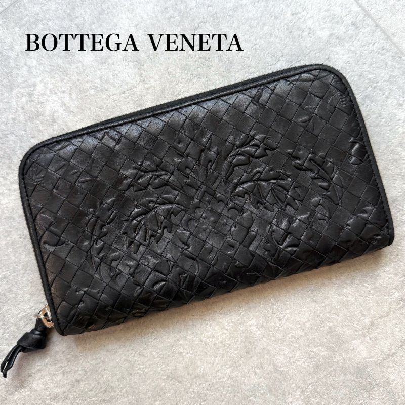 Ultra Bottega Veneta Intrecciato Round Zipper Long Wallet Embossed Leather