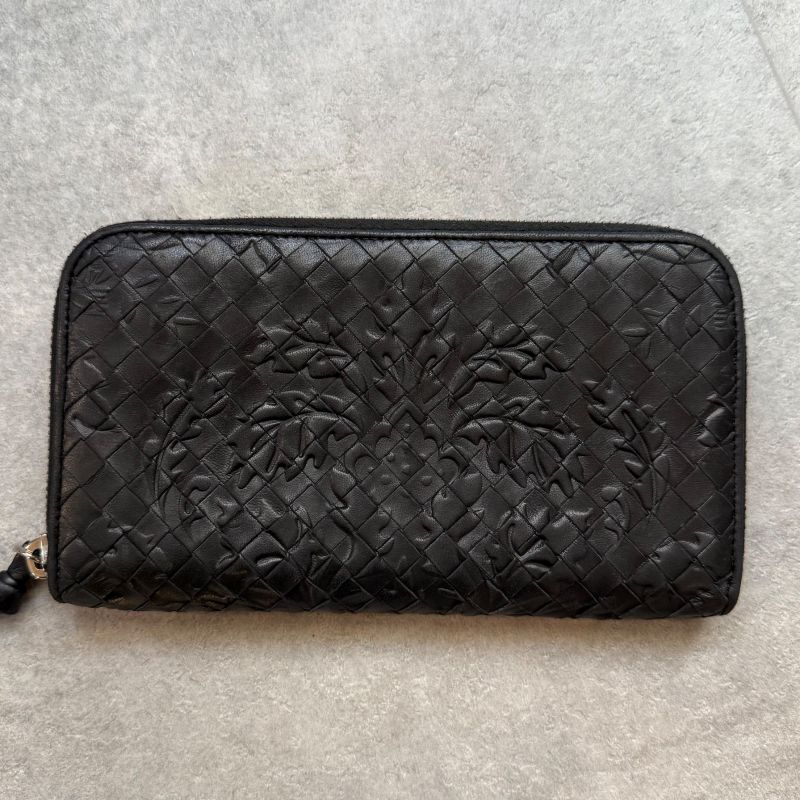 Ultra Bottega Veneta Intrecciato Round Zipper Long Wallet Embossed Leather