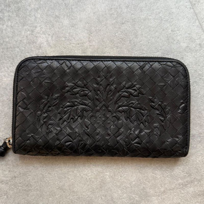 Ultra Bottega Veneta Intrecciato Round Zipper Long Wallet Embossed Leather