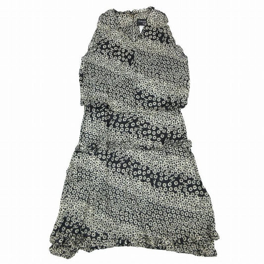 Chanel 03p P20716v12163 Camellia Daisy Pattern Sleeveless V-Neck Dress White