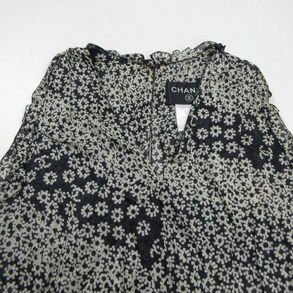 Chanel 03p P20716v12163 Camellia Daisy Pattern Sleeveless V-Neck Dress White