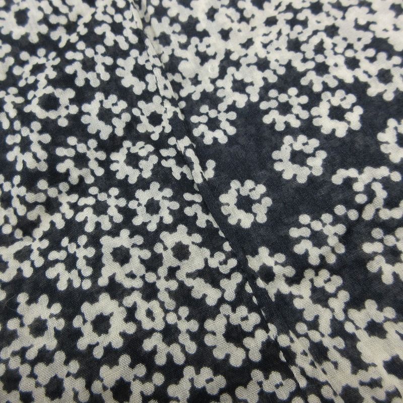 Chanel 03p P20716v12163 Camellia Daisy Pattern Sleeveless V-Neck Dress White