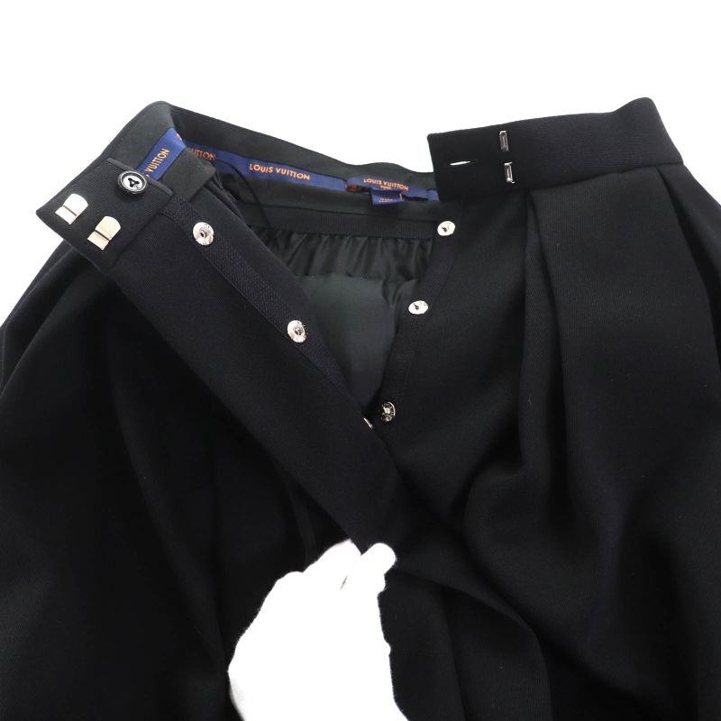 Louis Vuitton 2022 Fnju96 100% Wool Pleated Miniskirt Black 34 Made in France