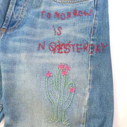 Gucci 502775 100% Cotton Embroidery Leather Denim Pants with Logo Patch Indigo