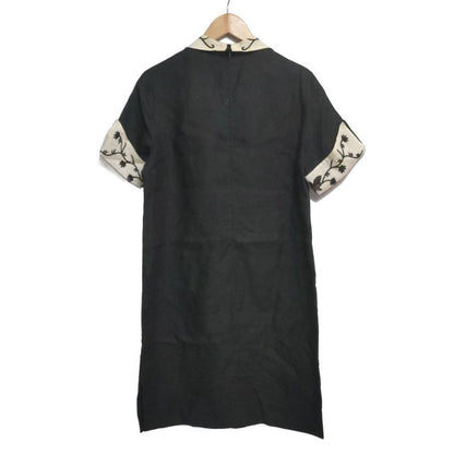 Fendi Dress Size 44 L Women - Black and White V-Neck Short Sleeves Knee Length