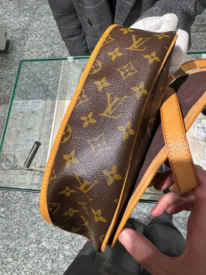 Louis Vuitton Monogram Menilmontagne PM Leather Shoulder Bag Brown M40474