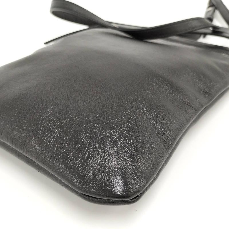 Saint Laurent Paris Shoulder Bag Leather Black 581697